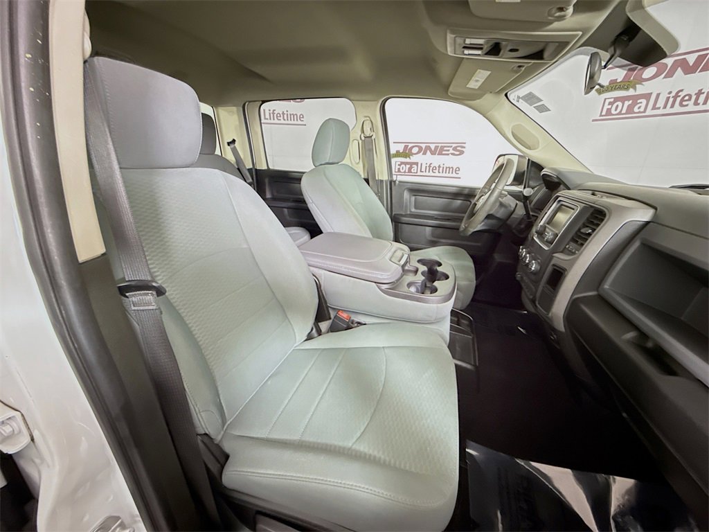 Used 2018 RAM 3500 Tradesman w/ Chrome Appearance Group image 30