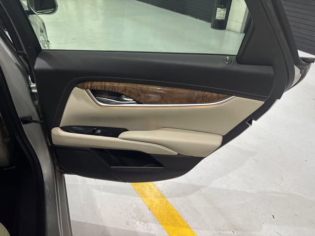 Used 2018 Cadillac XTS Luxury image 27