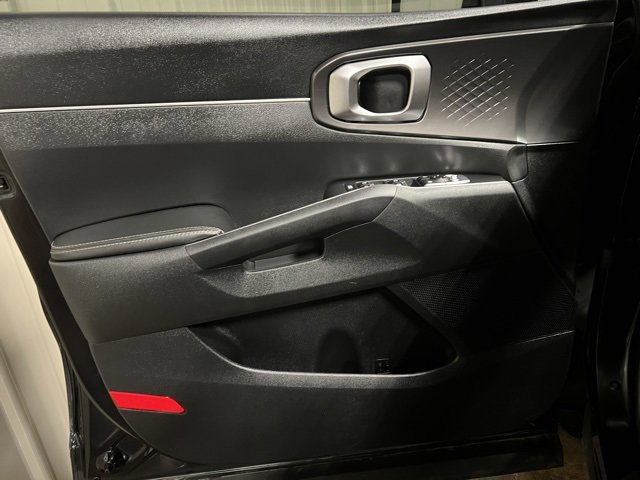 Used 2022 Kia Sorento S image 12