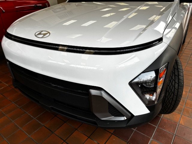 Used 2024 Hyundai Kona SEL image 9