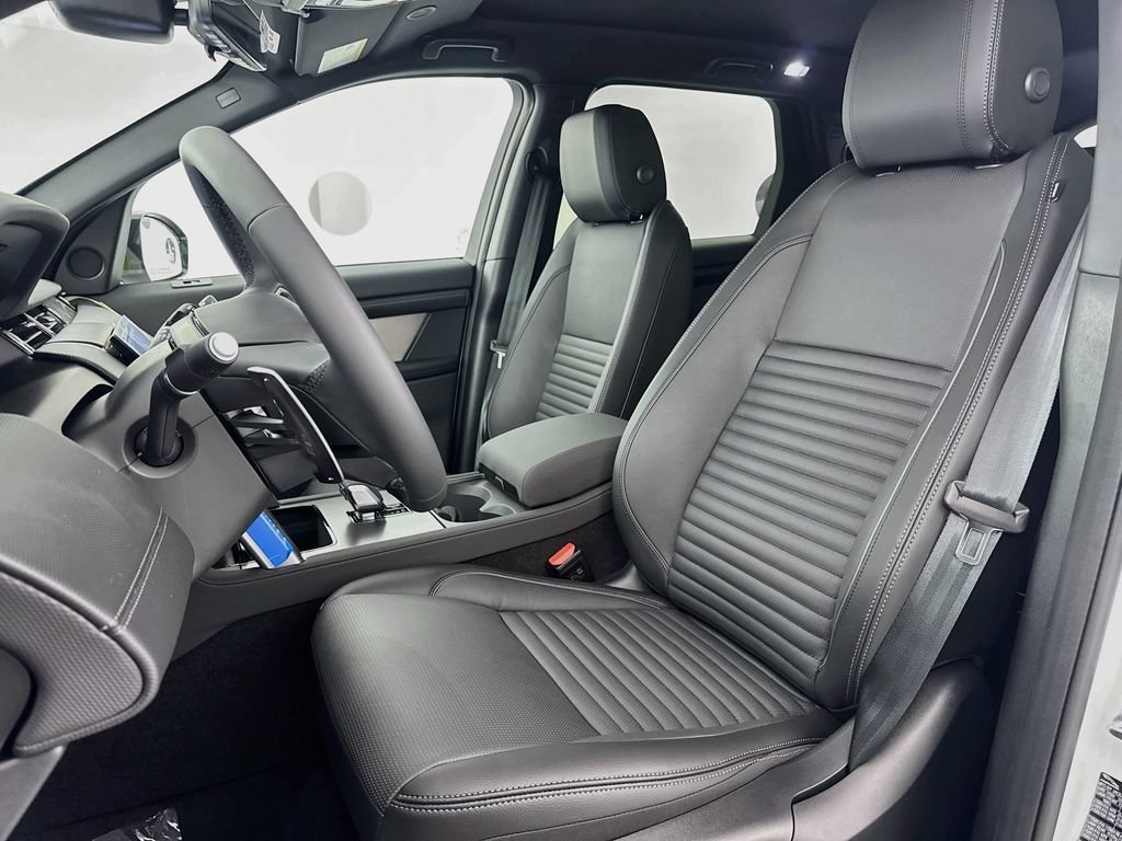 New 2026 Land Rover Discovery Sport Landmark AWD/4WD image 21