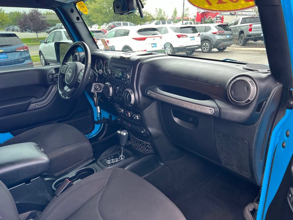 Used 2017 Jeep Wrangler Unlimited Sport w/ Quick Order Package 24S AWD/4WD image 24