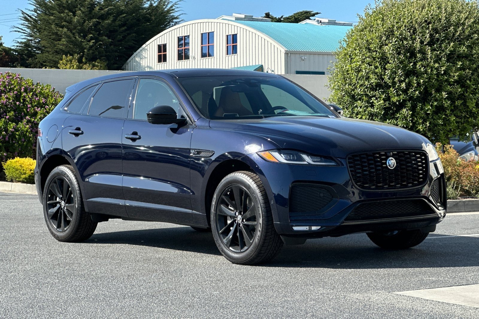 New 2026 Jaguar F-PACE R-Dynamic S image 7