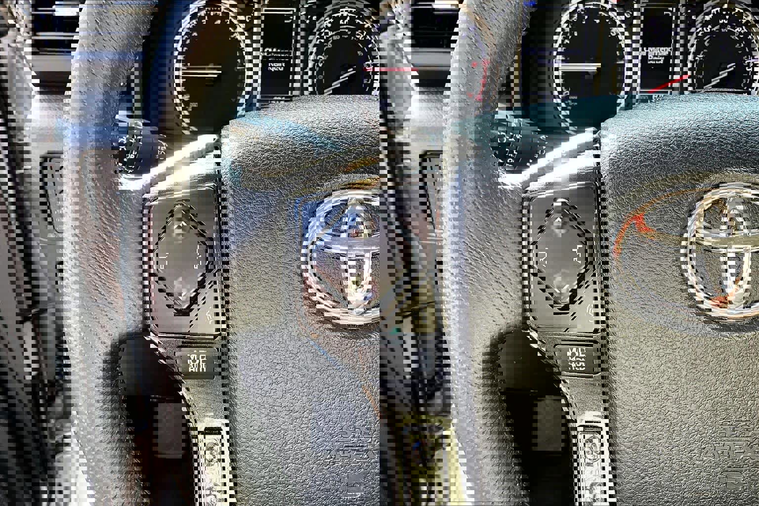 Used 2022 Toyota 4Runner TRD Off-Road Premium w/ Moonroof Package image 24