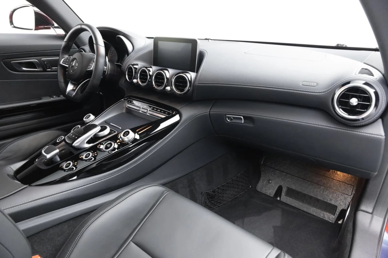Used 2017 Mercedes-Benz AMG GT Coupe image 2