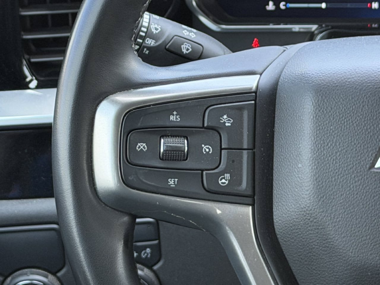 Certified 2024 Chevrolet Silverado 1500 RST w/ LPO, Dark Essentials Package RWD image 13