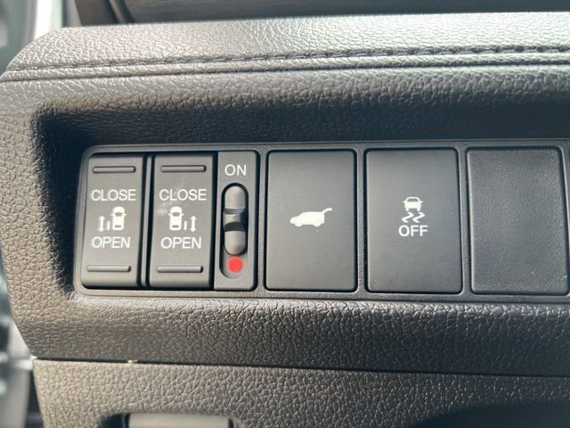 Used 2025 Honda Odyssey EX-L image 30