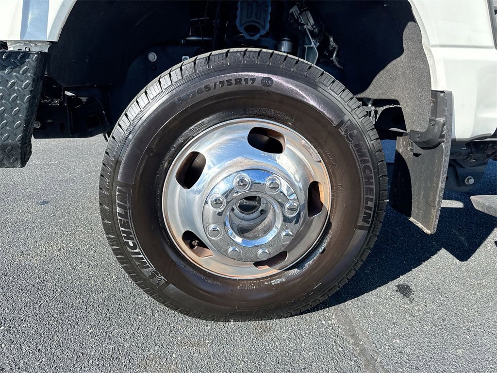 Used 2024 Ford F350 King Ranch w/ Chrome Package image 27