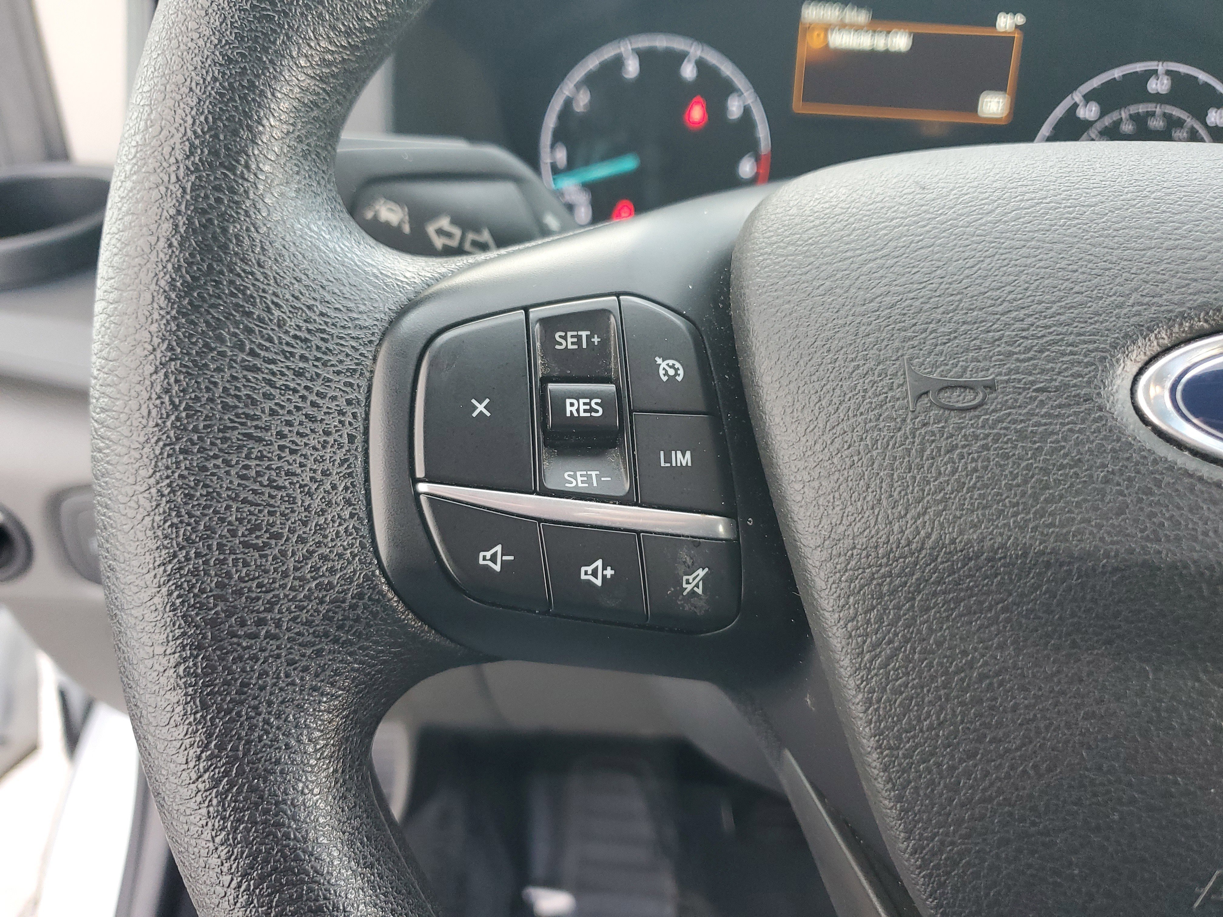 Used 2023 Ford Transit 350 XLT image 23