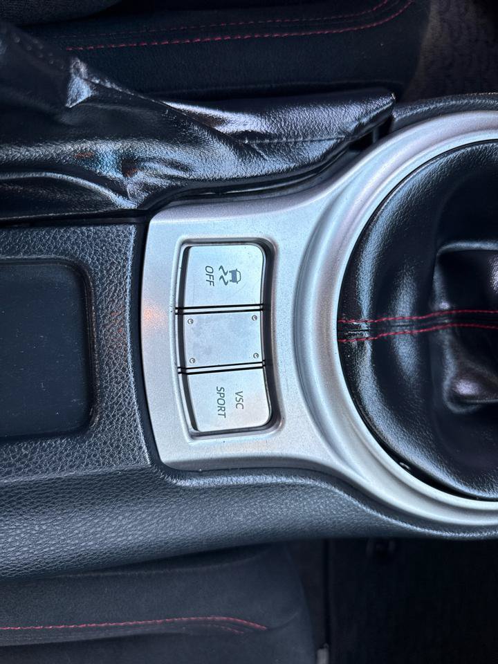 Used 2015 Scion FR-S RWD image 18
