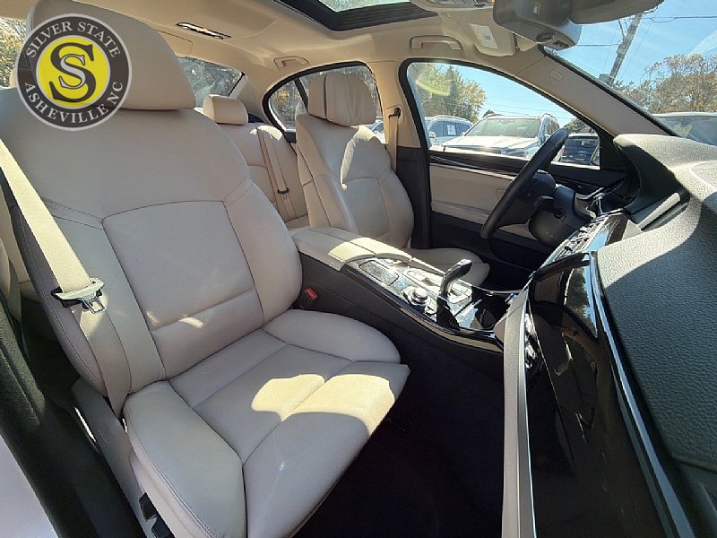 Used 2011 BMW 535i Sedan RWD image 16