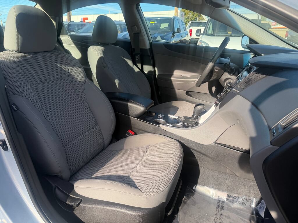 Used 2013 Hyundai Sonata GLS w/ Popular Equipment Pkg FWD image 24