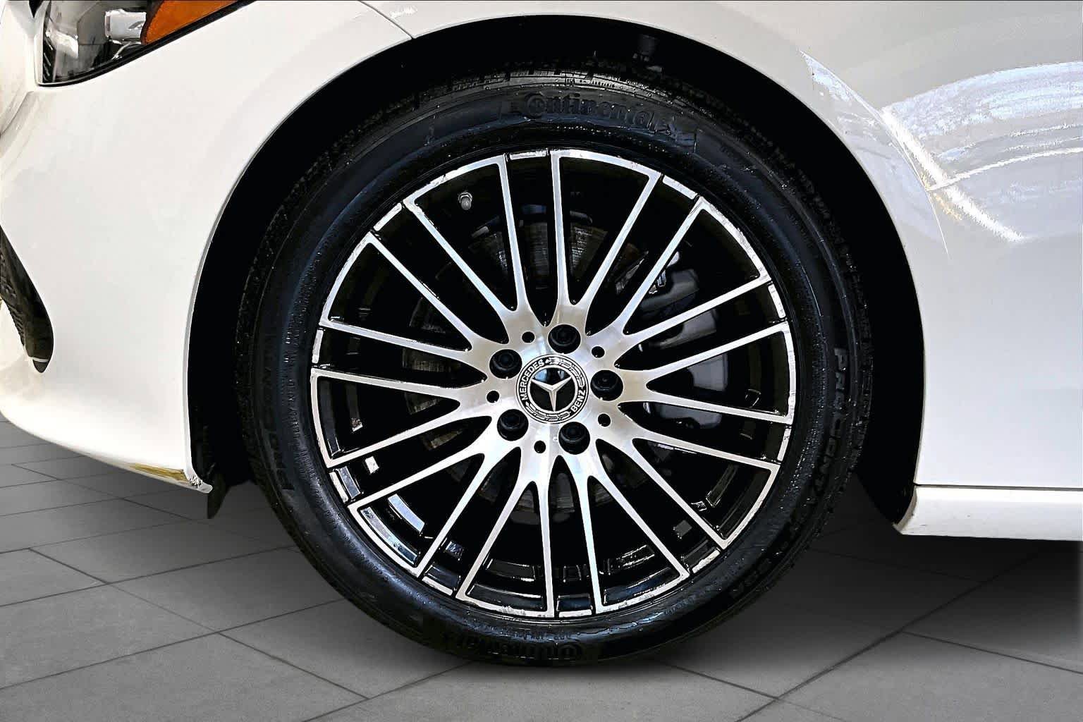 Used 2023 Mercedes-Benz C 300 4MATIC Sedan image 11