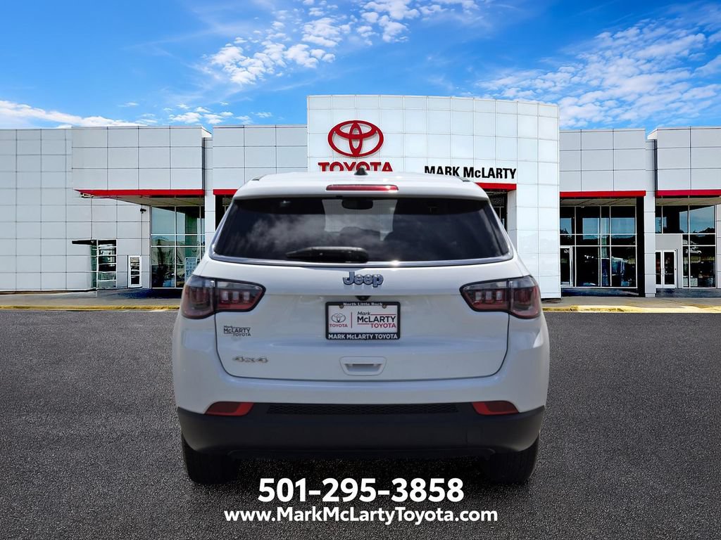 Used 2023 Jeep Compass Sport AWD/4WD image 4