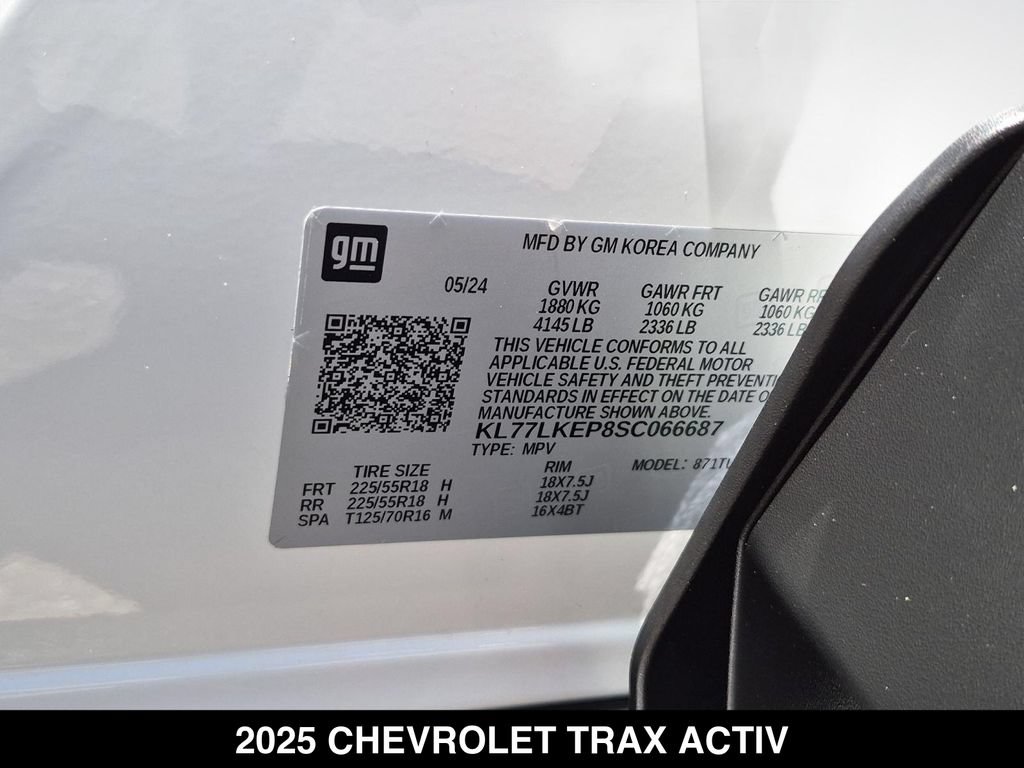 Used 2025 Chevrolet Trax ACTIV w/ Driver Confidence Package FWD image 24