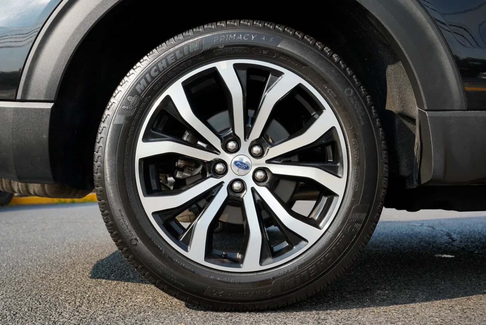 Used 2025 Ford Explorer ST-Line AWD/4WD image 17