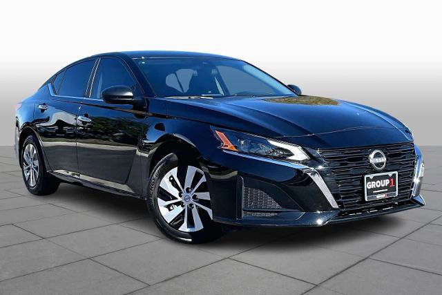 Certified 2025 Nissan Altima 2.5 S image 2