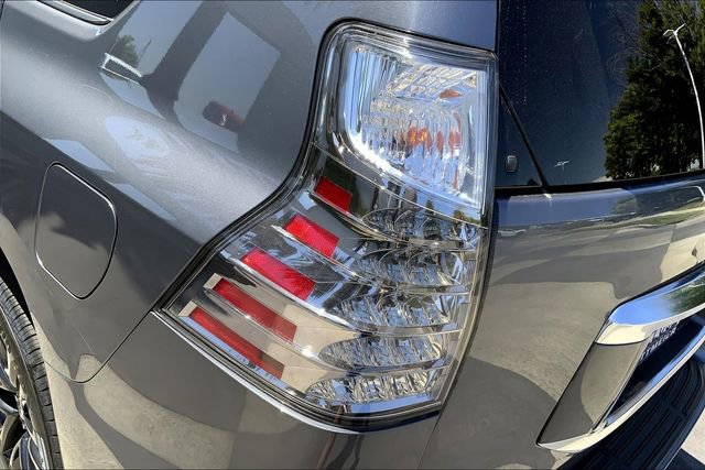 Used 2022 Lexus GX 460 Premium image 30