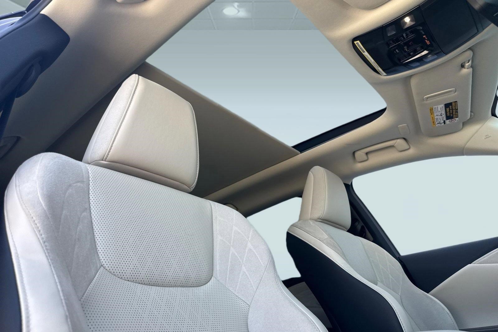 Used 2024 Lexus RX 350 FWD w/ Convenience Package image 14