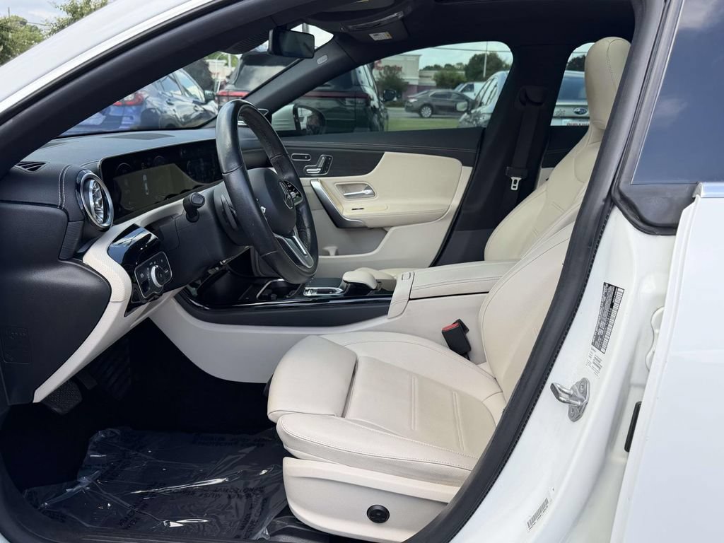 Used 2020 Mercedes-Benz CLA 250 image 18