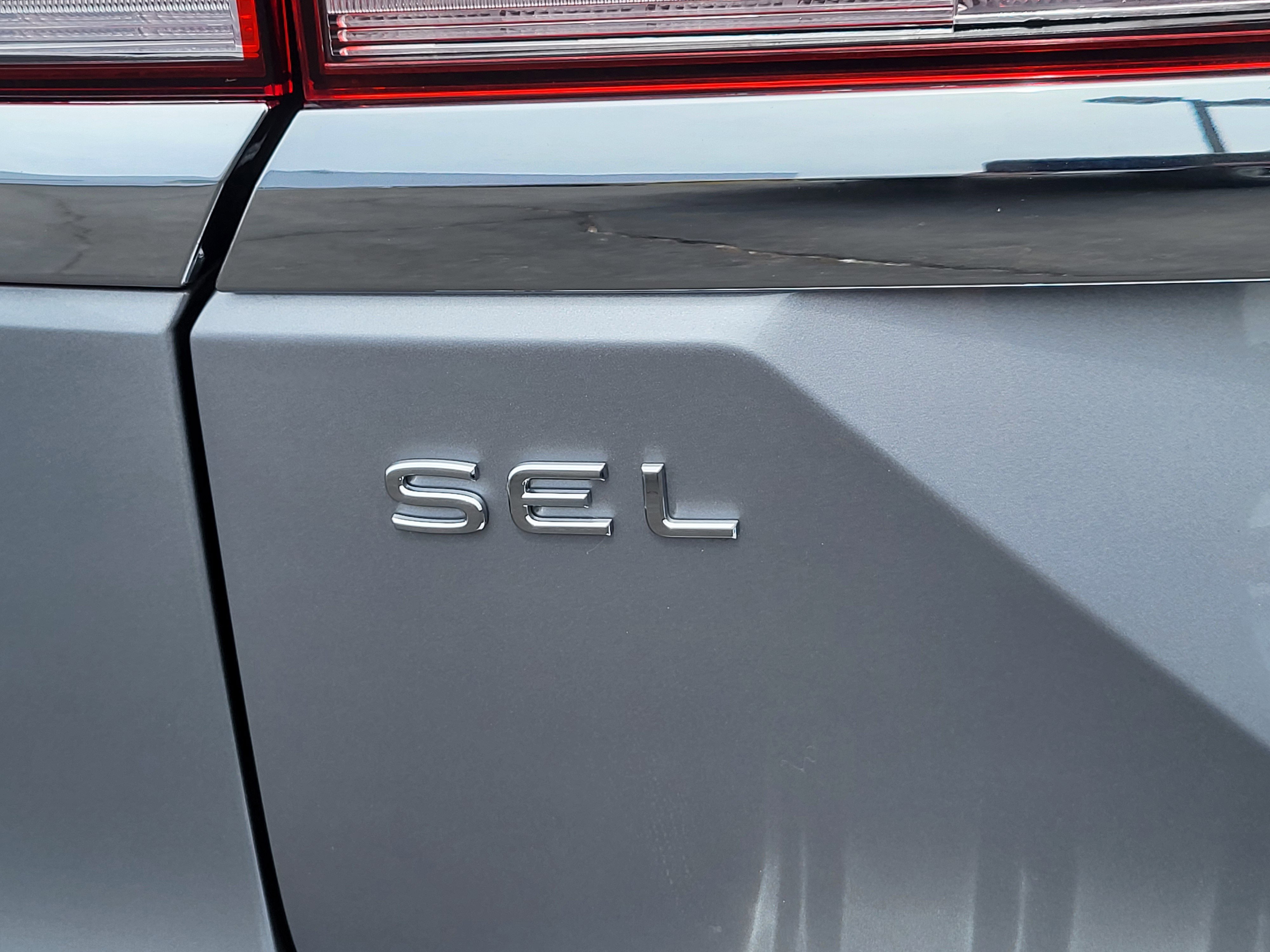 New 2025 Volkswagen Atlas SEL Premium R-Line image 22