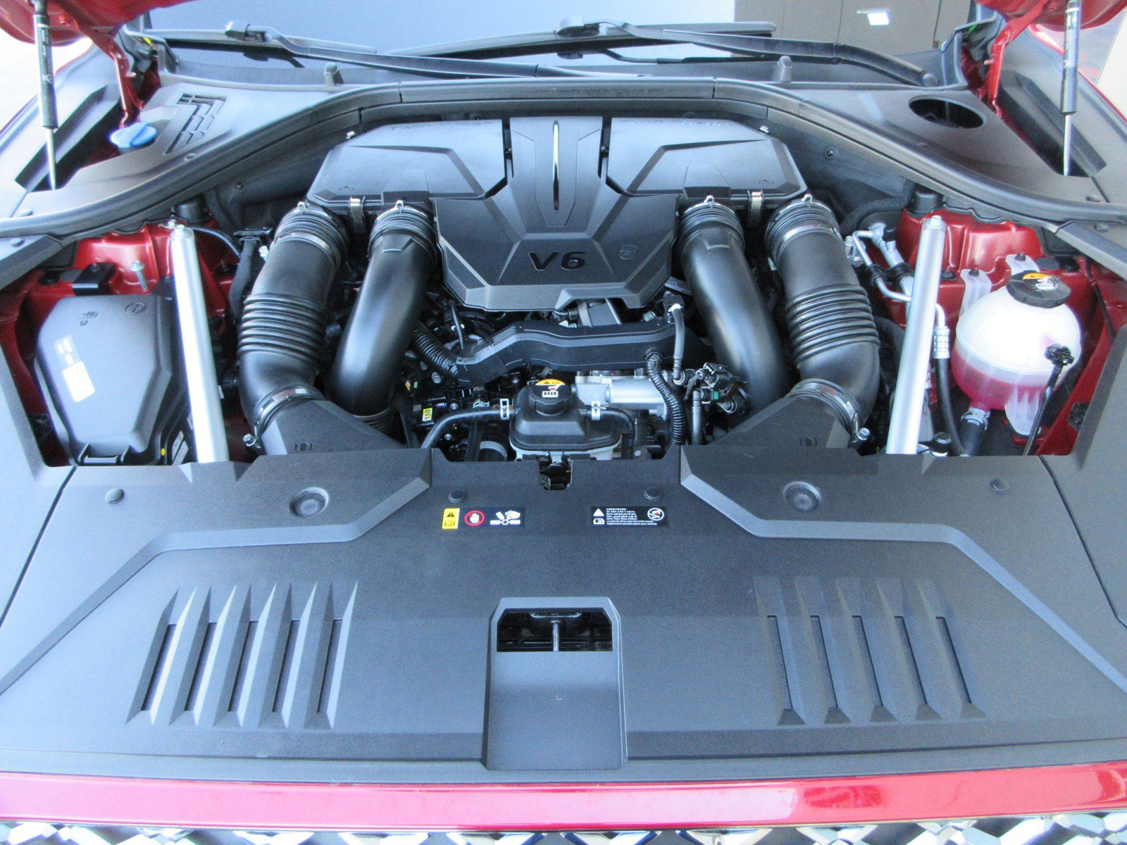 Used 2023 Genesis GV70 3.5T Sport w/ Sport Prestige Package image 52