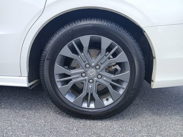 Certified 2025 Honda Odyssey Touring image 10