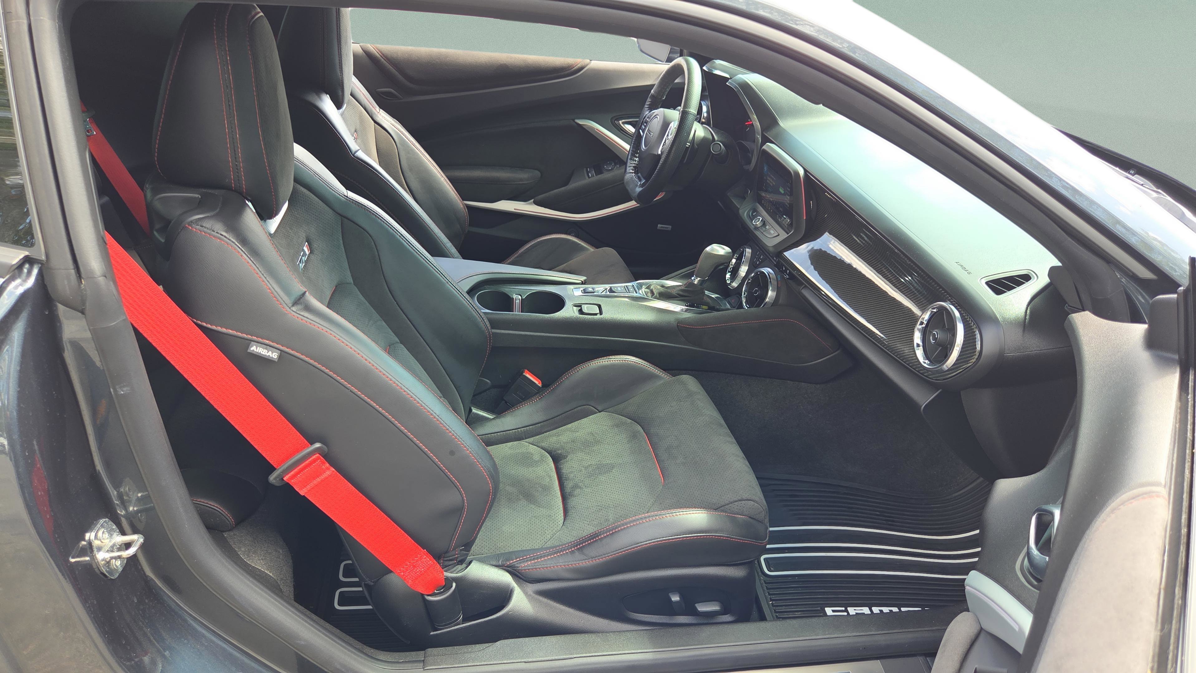 Used 2020 Chevrolet Camaro ZL1 image 18