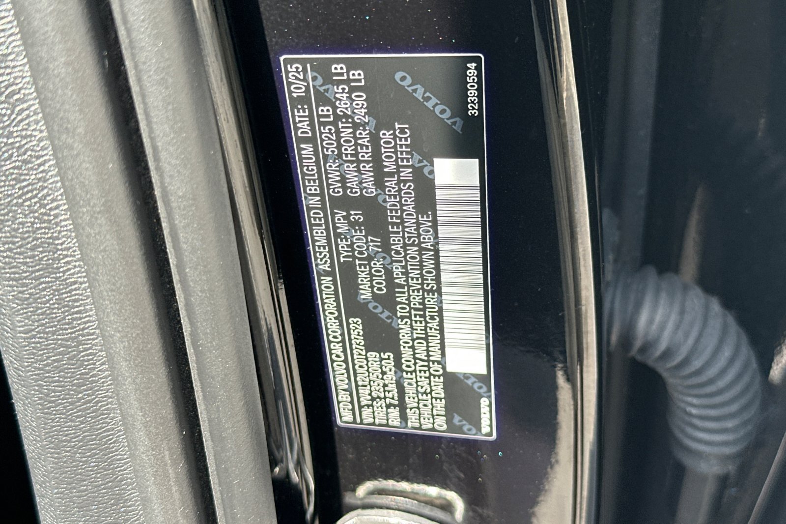 Certified 2026 Volvo XC40 B5 Plus AWD/4WD image 35
