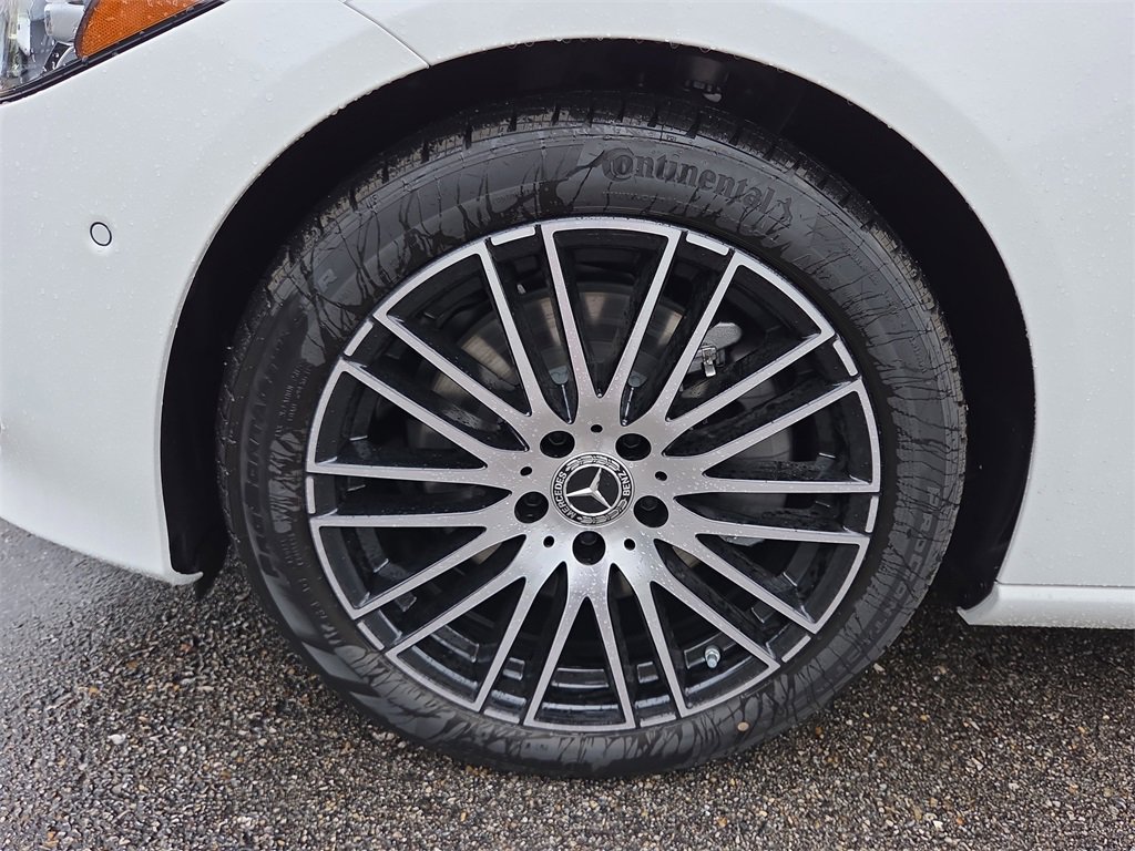 New 2025 Mercedes-Benz C 300 4MATIC Sedan image 9