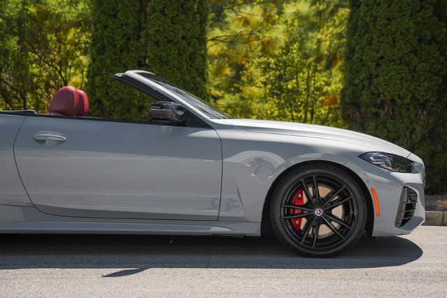 Used 2023 BMW M440i Convertible w/ Premium Package RWD image 10