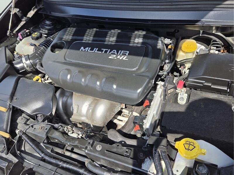 Used 2014 Jeep Cherokee Sport w/ Trailer Tow Group FWD image 21