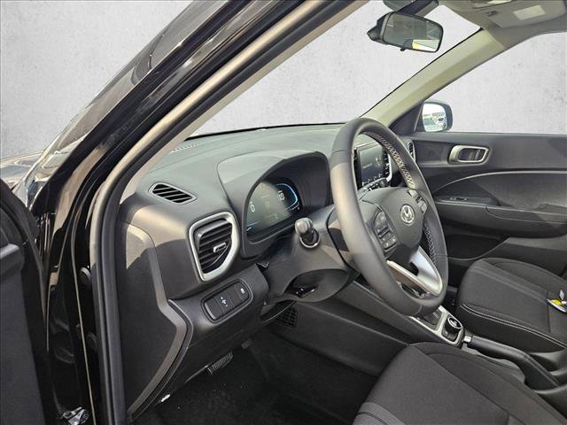 New 2026 Hyundai Venue SEL image 3