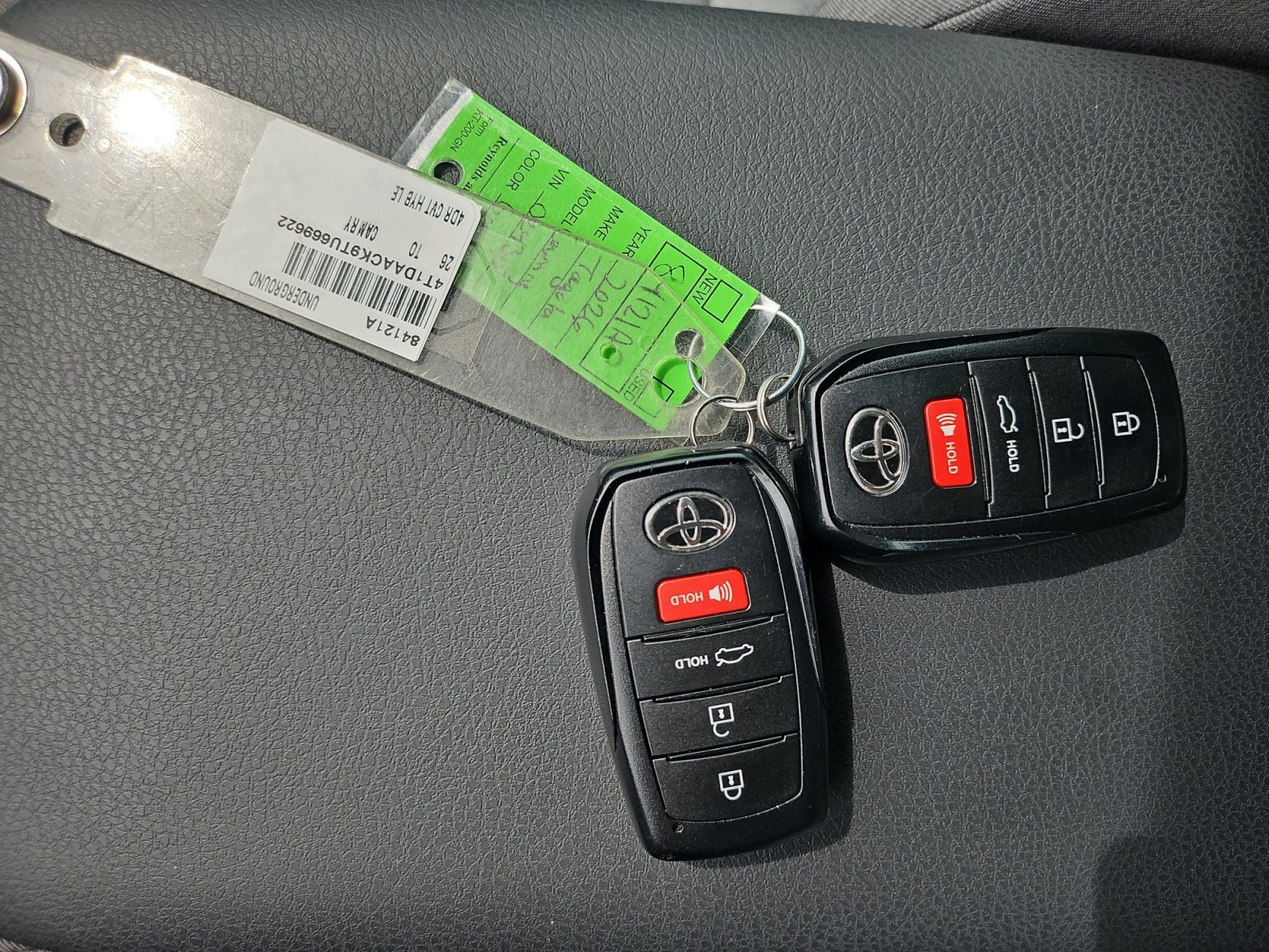 Used 2026 Toyota Camry LE FWD image 21