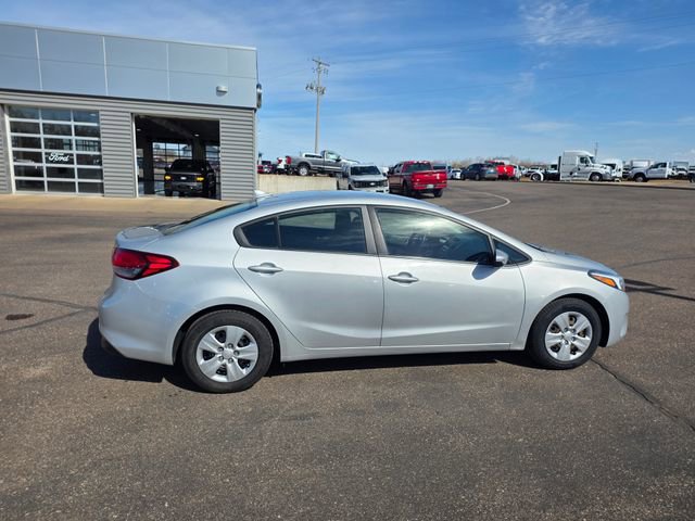 Used 2018 Kia Forte LX image 8