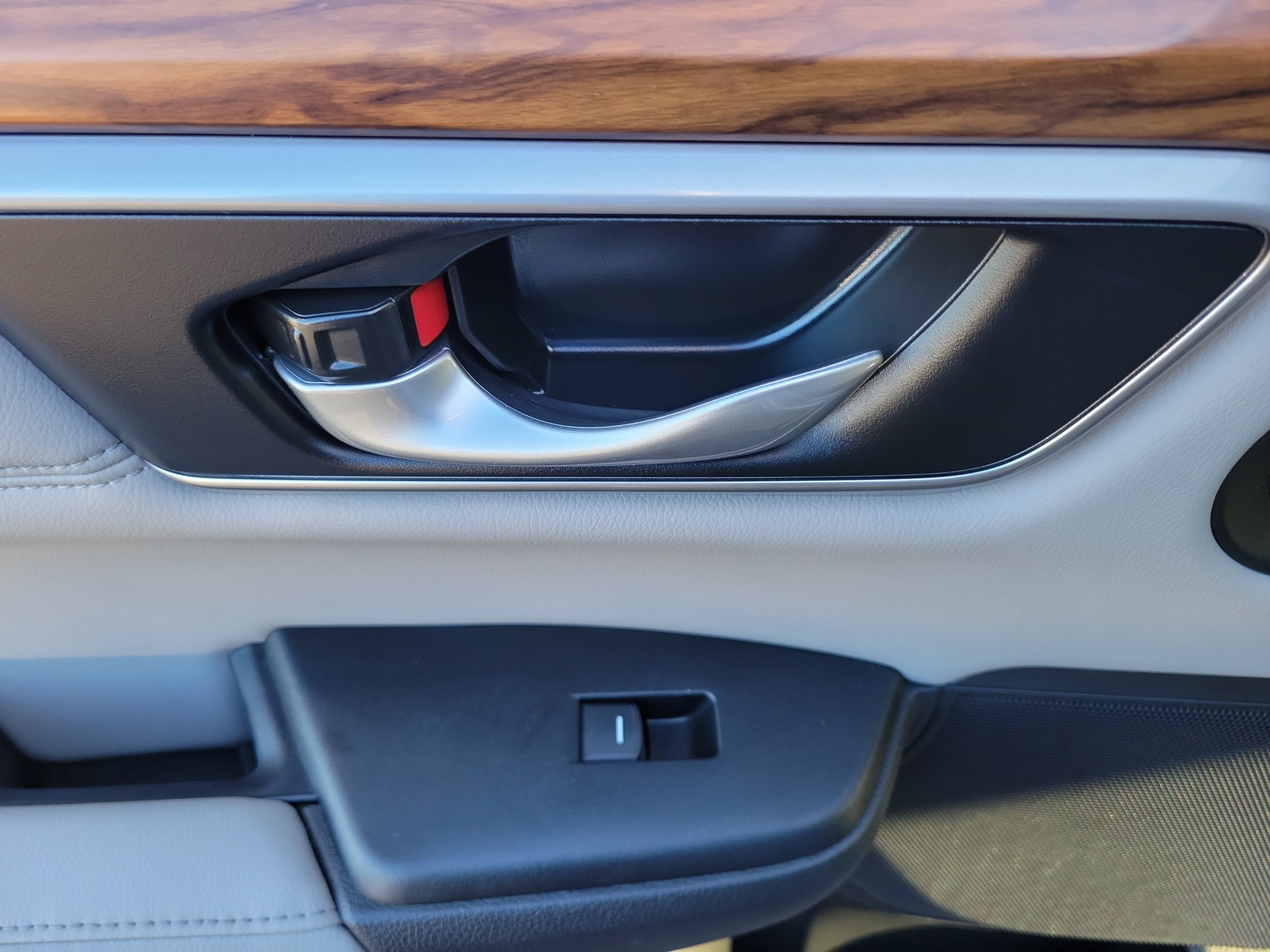 Used 2021 Honda CR-V EX-L image 16