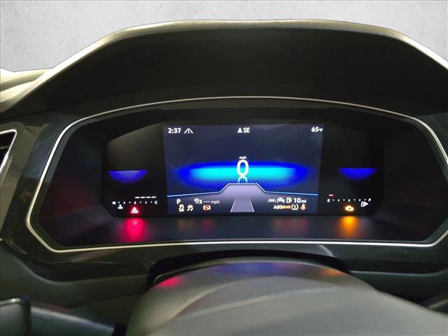 Used 2024 Volkswagen Tiguan SE image 21
