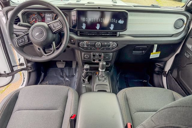 New 2026 Jeep Gladiator Sport AWD/4WD image 23