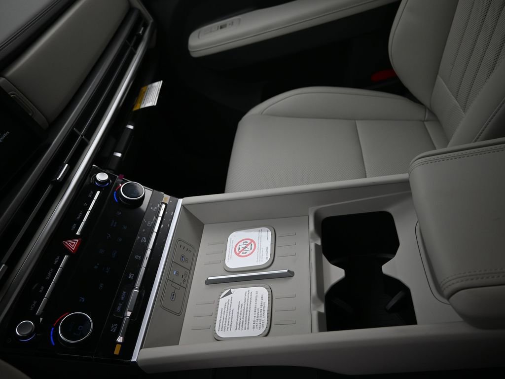 New 2026 Hyundai Santa Fe SEL image 18