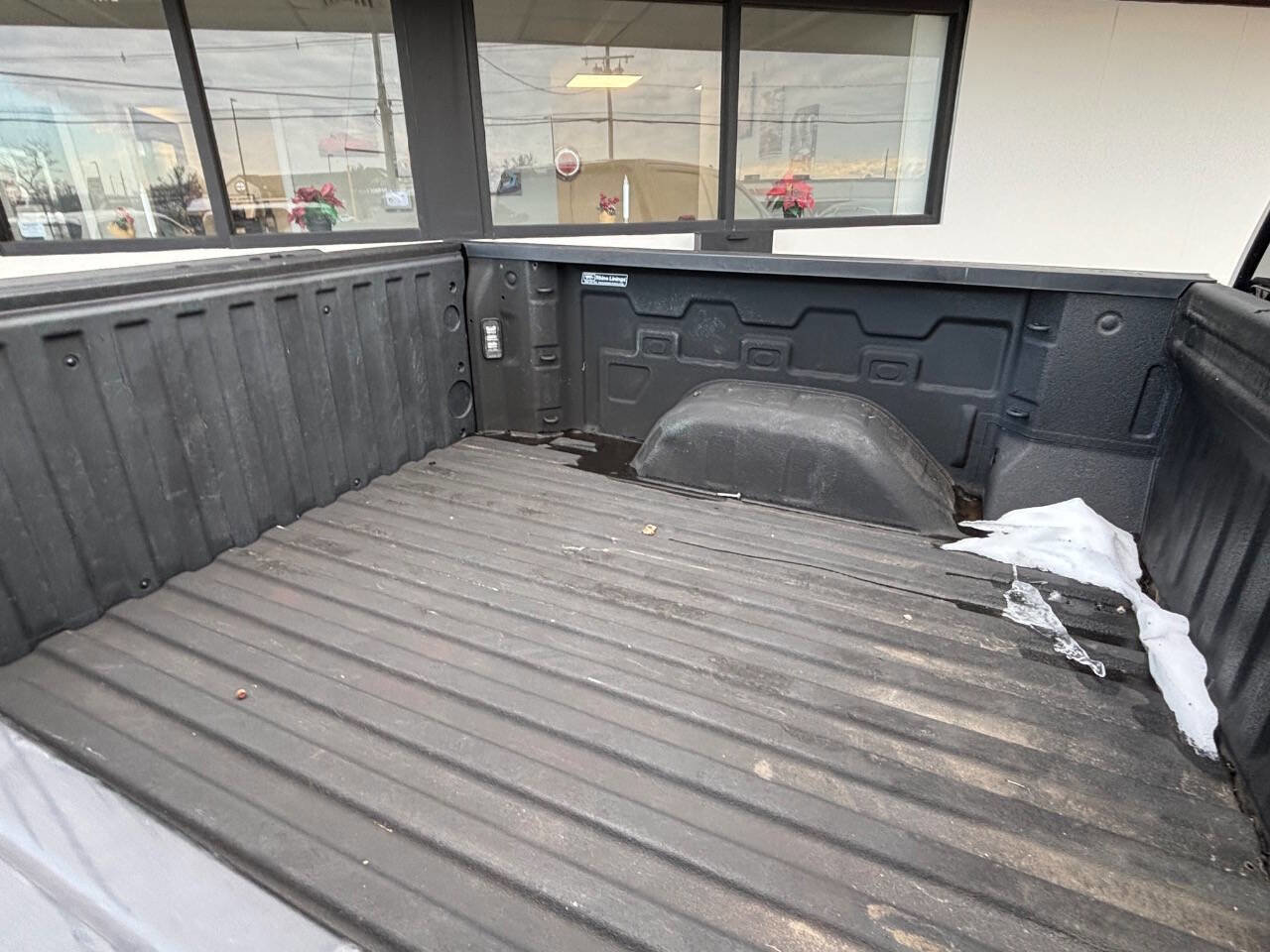 Used 2022 Chevrolet Silverado 1500 LT w/ Z71 Off-Road Package image 16