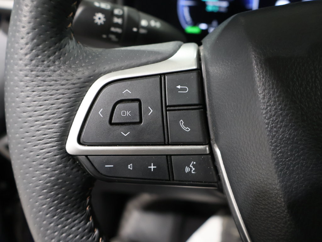 Used 2026 Toyota Sienna Platinum AWD/4WD image 39