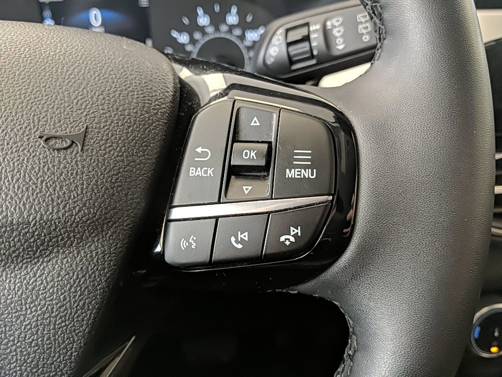 Used 2022 Ford Escape SEL image 17