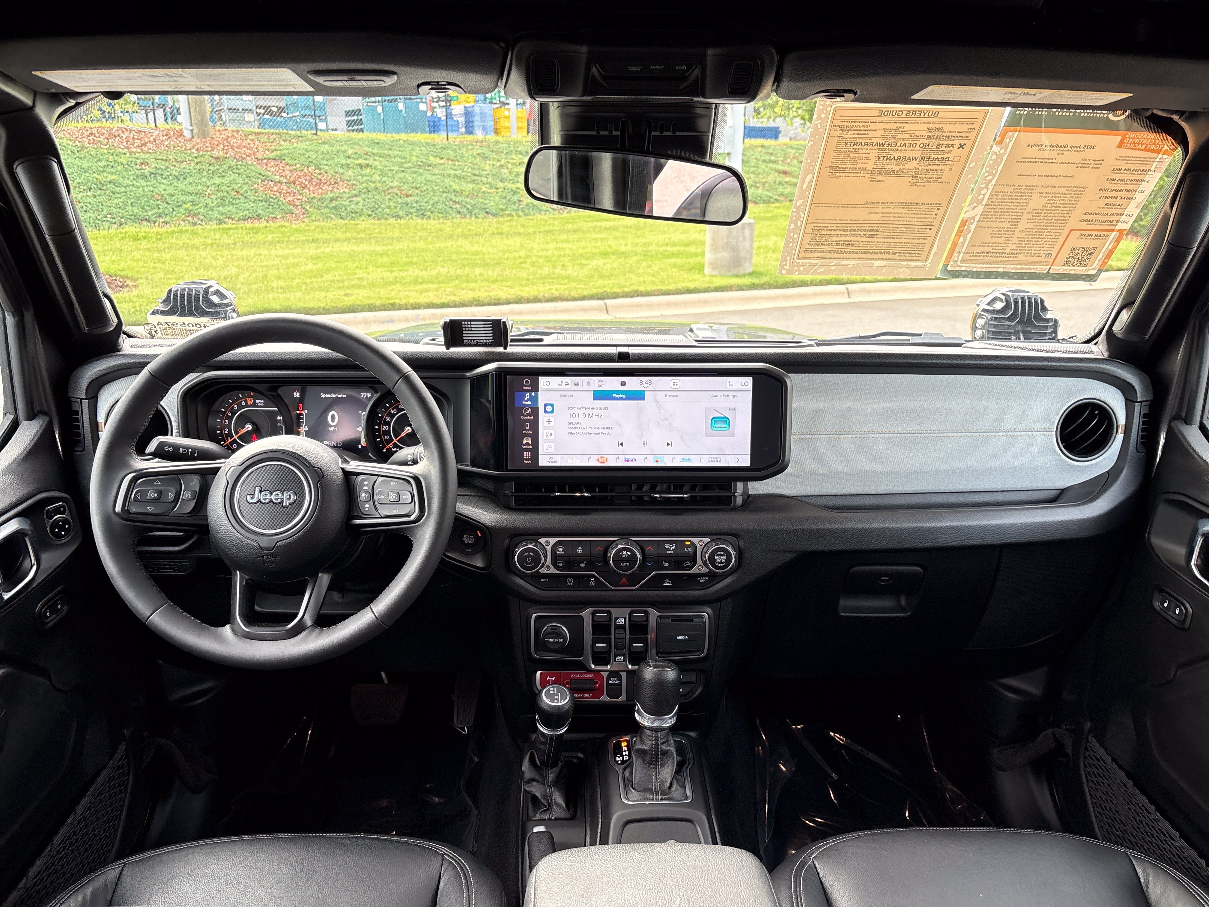 Certified 2025 Jeep Gladiator Sport AWD/4WD image 20