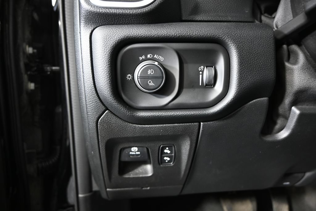 Used 2022 RAM 1500 Big Horn AWD/4WD image 23