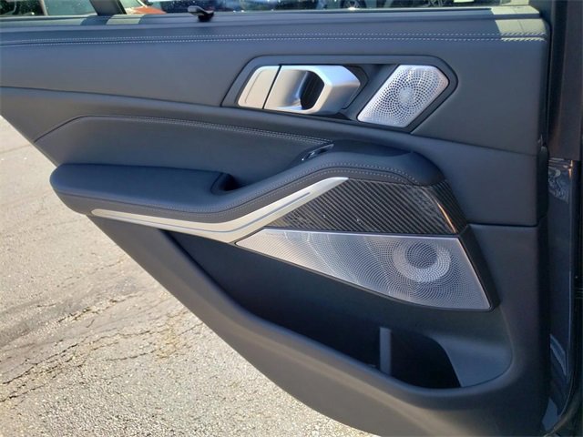 New 2026 BMW X5 M60i image 15