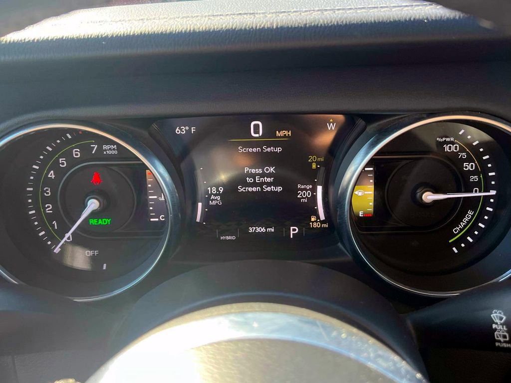 Certified 2023 Jeep Wrangler Unlimited Sahara w/ Cold Weather Group image 24