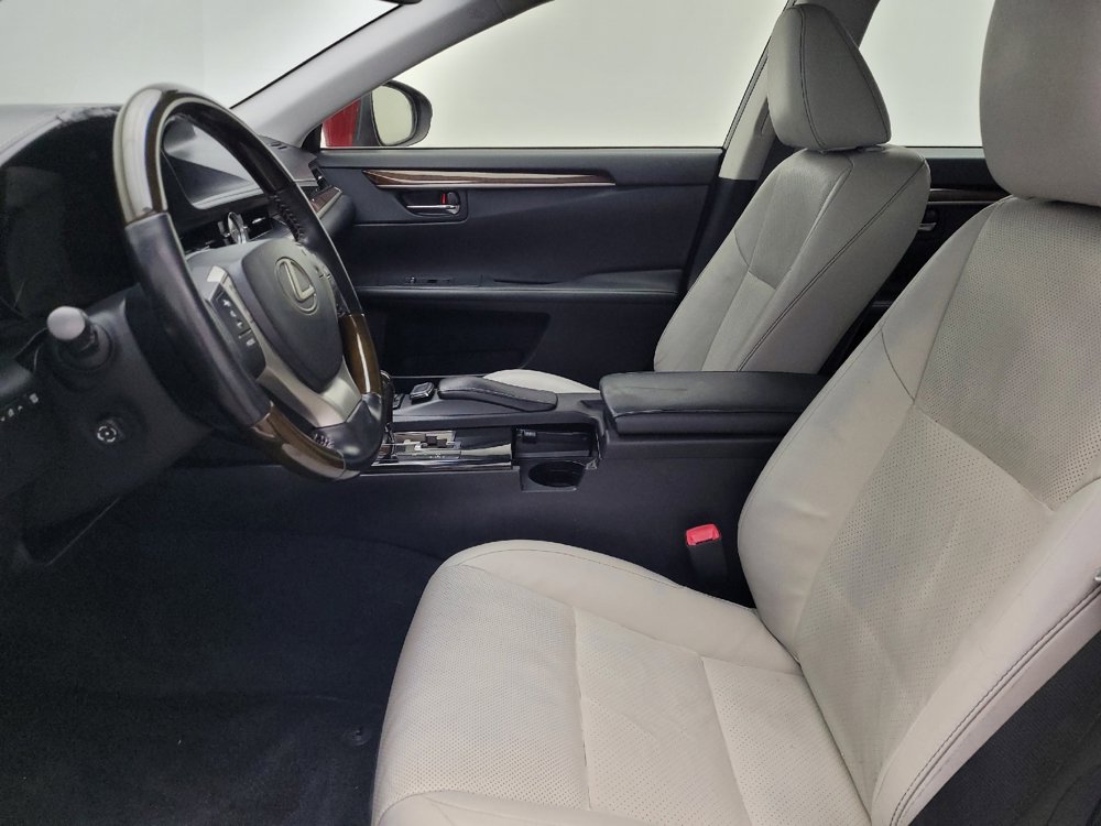 Used 2015 Lexus ES 350 w/ Luxury Package FWD image 17