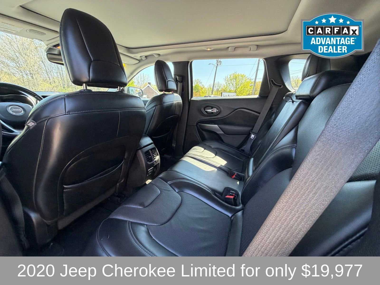 Used 2020 Jeep Cherokee Limited AWD/4WD image 11