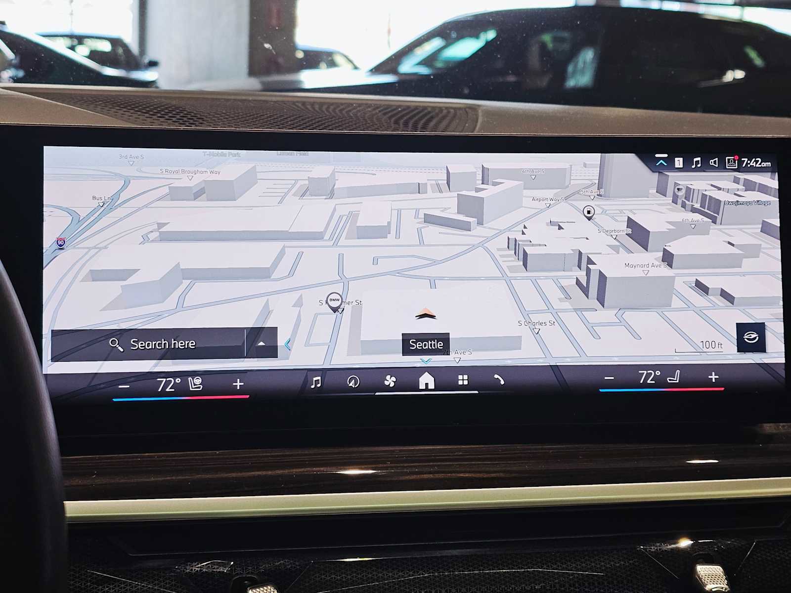 Used 2024 BMW X7 xDrive40i image 14