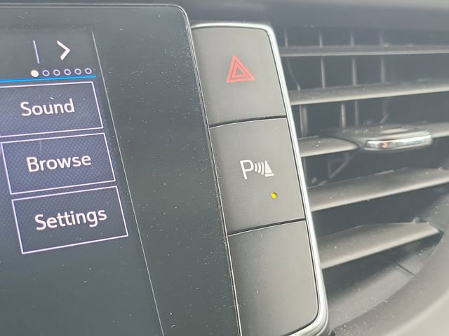 Used 2020 Buick Enclave Essence AWD/4WD image 19